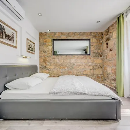 Luxury Ana In The Heart Of Ferienhaus Split