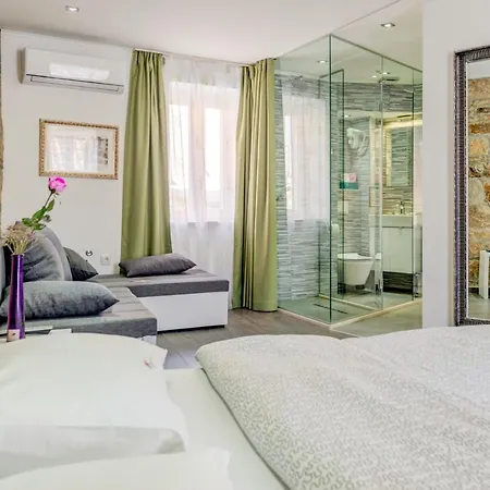 Ferienhaus Luxury Ana In The Heart Of Split
