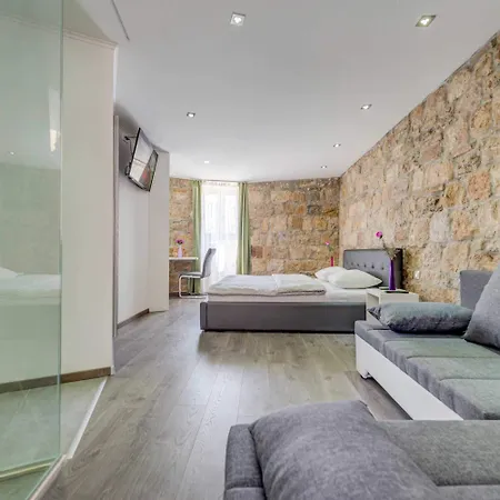 Luxury Ana In The Heart Of 度假居 *